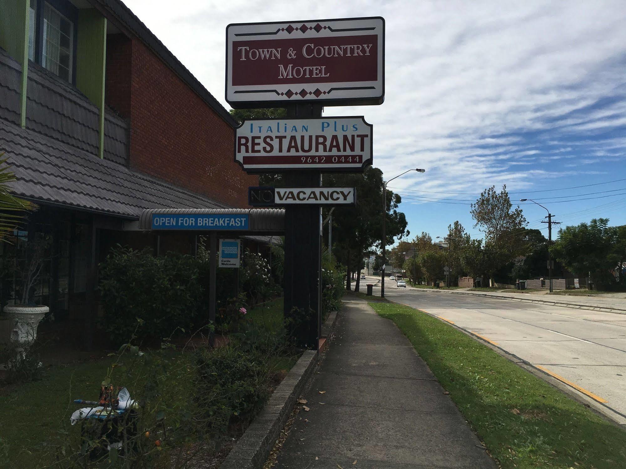 Town And Country Motel Sydney Exterior photo