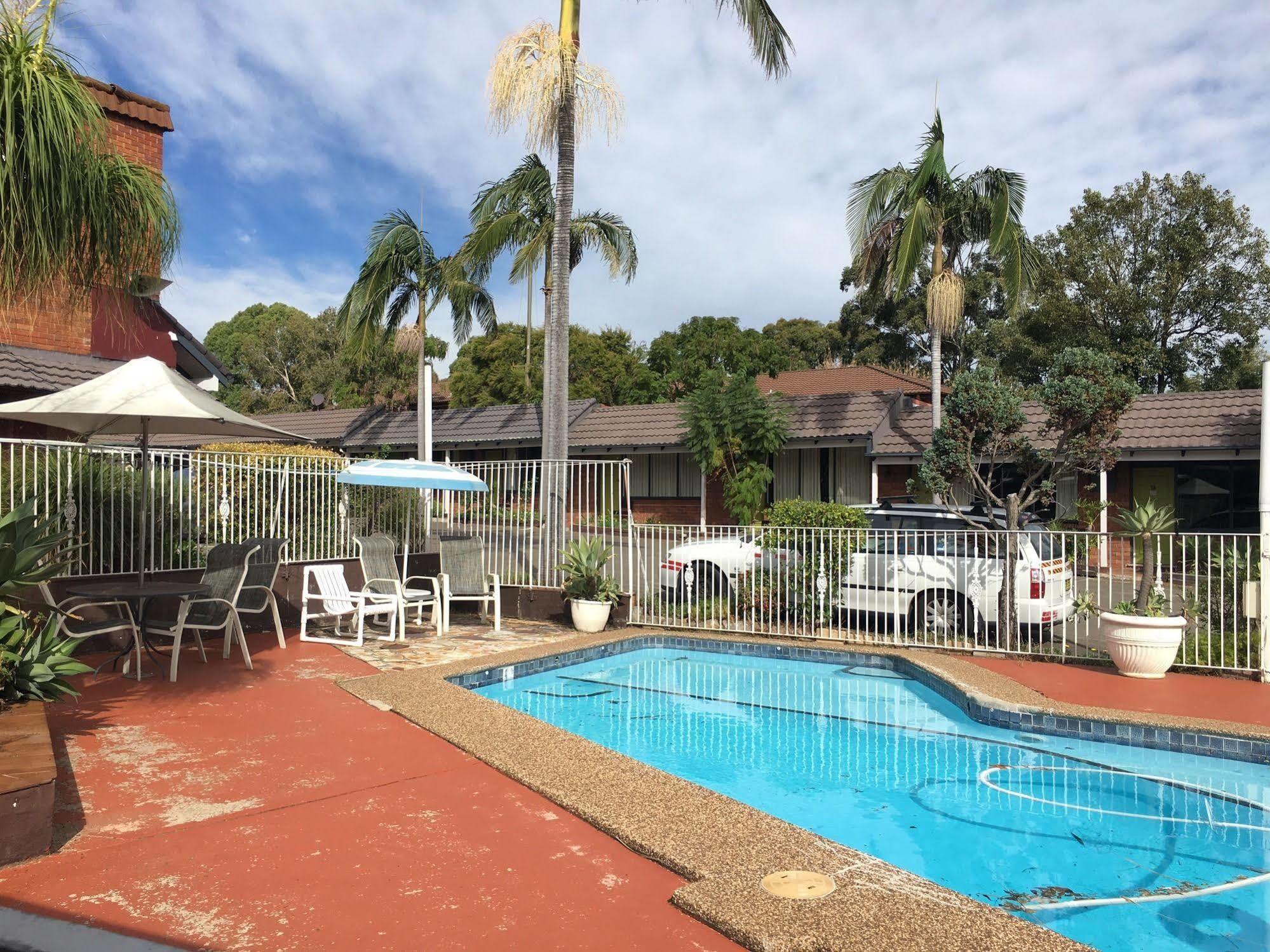 Town And Country Motel Sydney Exterior photo